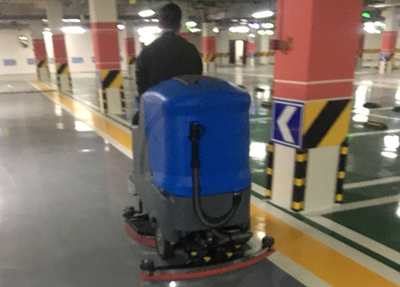 四川洗地機的使用價值體現(xiàn),全自動洗地機的成本分析